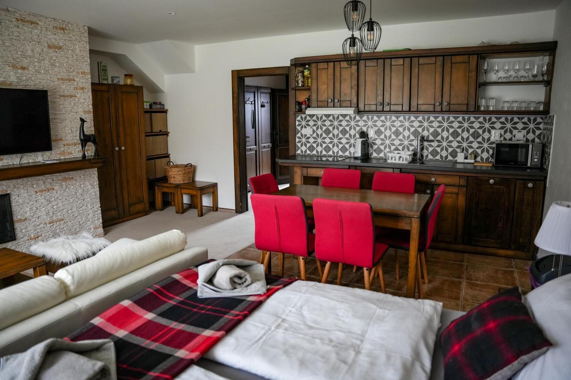 Family Apartment In Tatranska Lomnica Exterior photo